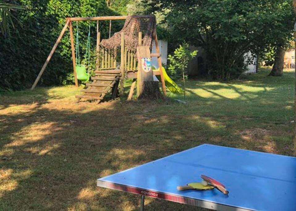 Gite 2-4 Couchages Situe Dans Un Magnifique Jardin Saint-Vivien  Exterior foto